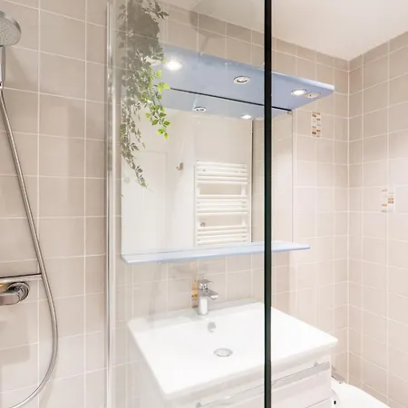 Daire Clos St Martin-5 By Interhome